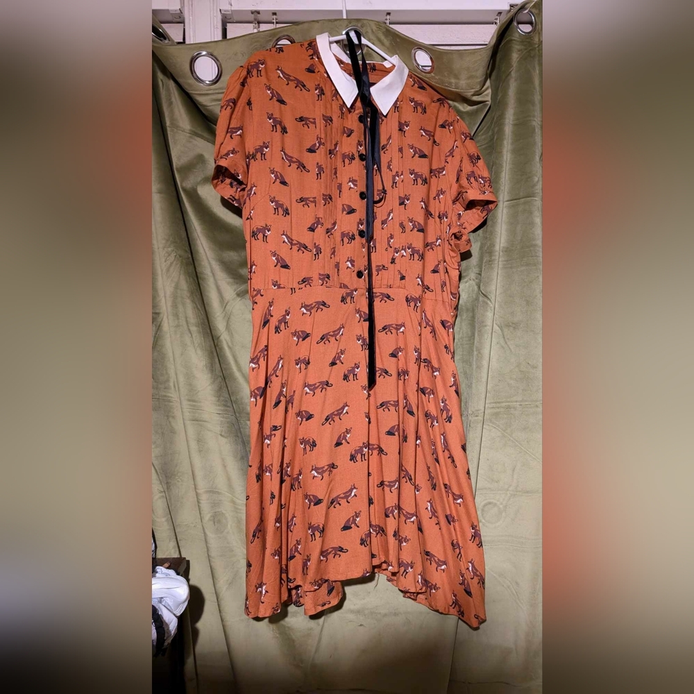 Fox print dress w/ collar and bow tie